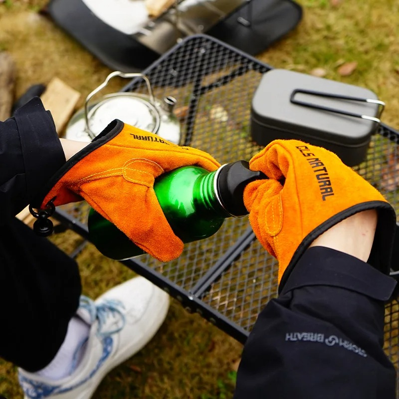 Heat Resistant BBQ Gloves Cowh - Outdoor Camping Tools recensione e prezzo